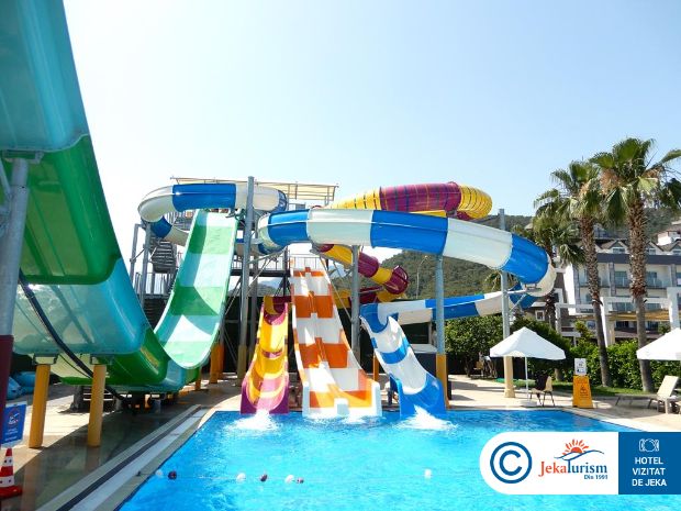 Poze Sailor's Beach Club 17