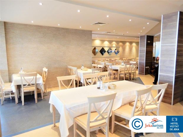 Poze Sineva Beach 10