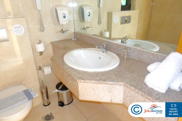 Poze Sol Cosmopolitan 11