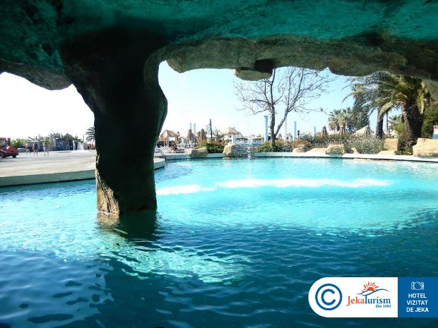 Poze Starlight Resort 23