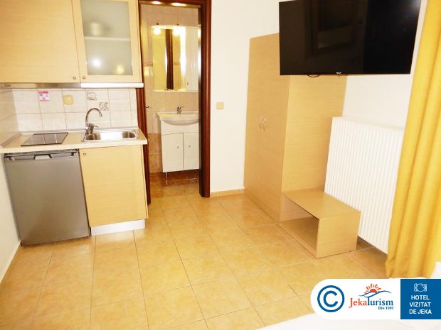 Poze Studios Anassa 6