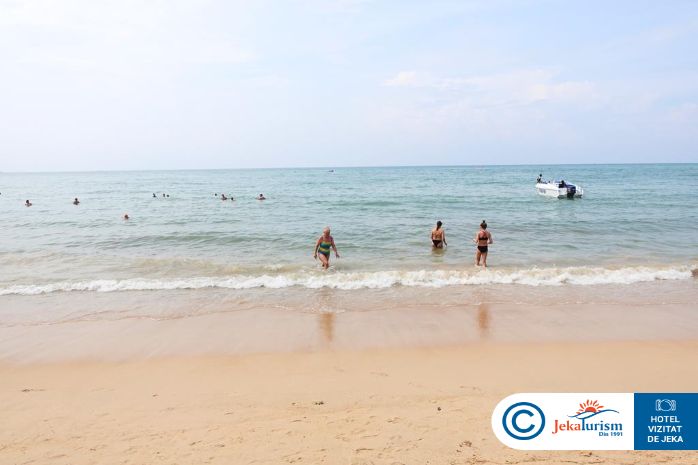 Poze Sunwing Resort Kamala Beach 9