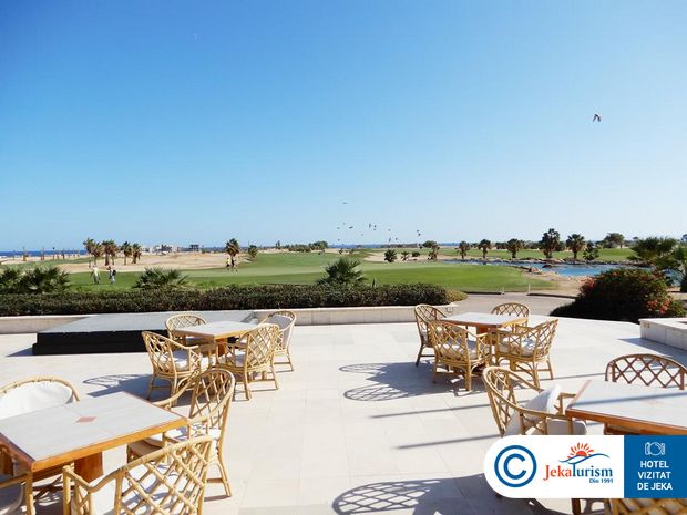 Poze The Cascades Golf Resort 9