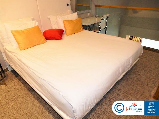 Poze The Sense Deluxe 11