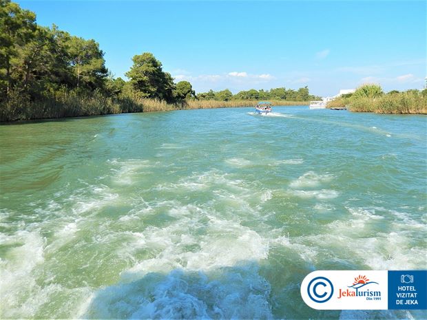 Poze Titanic Deluxe 11