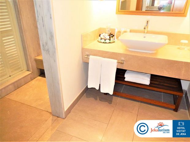 Poze Titanic Luxury Collection Bodrum Turcia