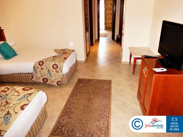 Poze Titanic Palace 7