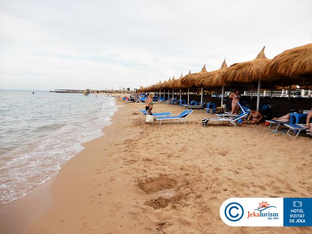 Poze Titanic Royal 15