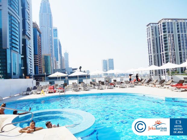 Poze Towers Rotana 12