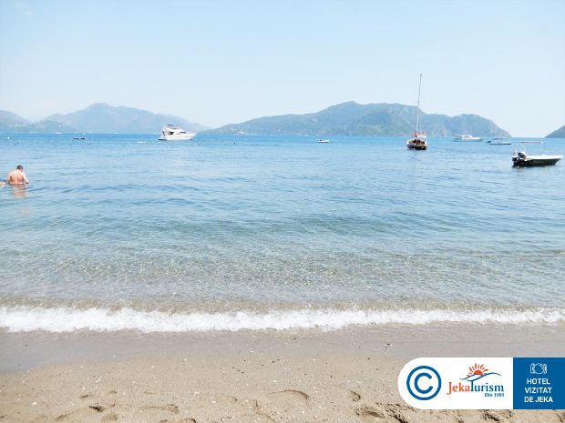 Poze Tropikal Beach 12