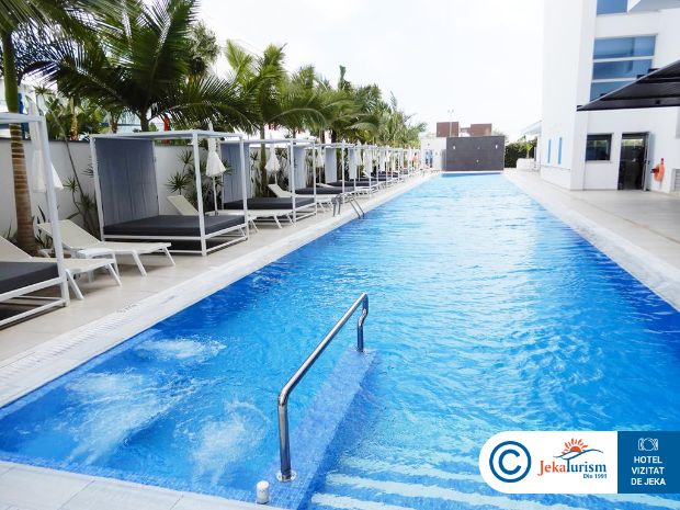 Poze Tasia Maris Seasons 10