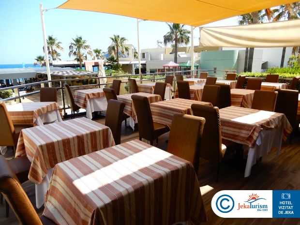 Poze Thalassa Beach 11