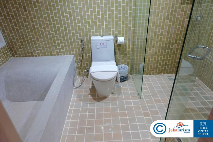 Poze The Briza Beach Resort 9