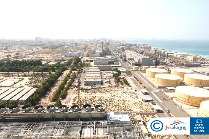 Poze The First Collection Marina Emiratele Arabe