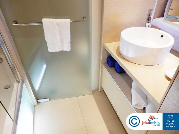 Poze The Island Grecia