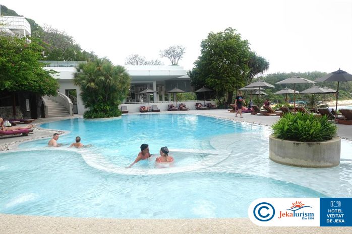 Poze The Nai Harn Phuket 16