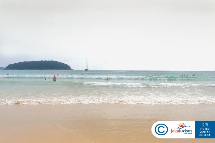 Poze The Nai Harn Phuket 25