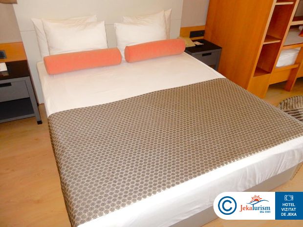 Poze Trendy Aspendos Beach Turcia