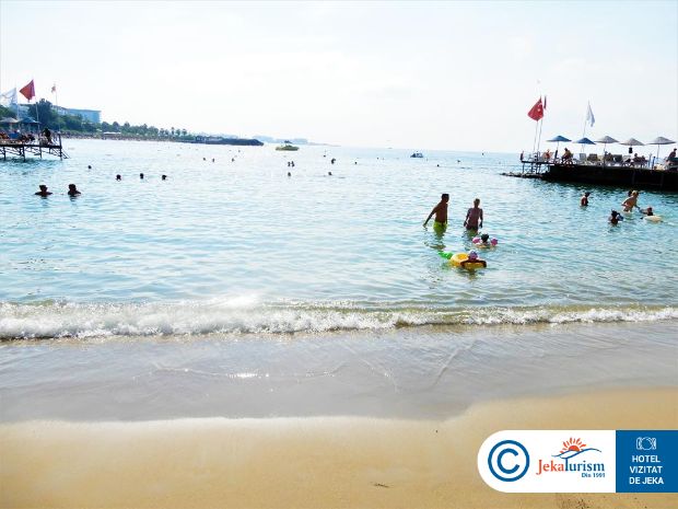 Poze Utopia Resort & Residence 13