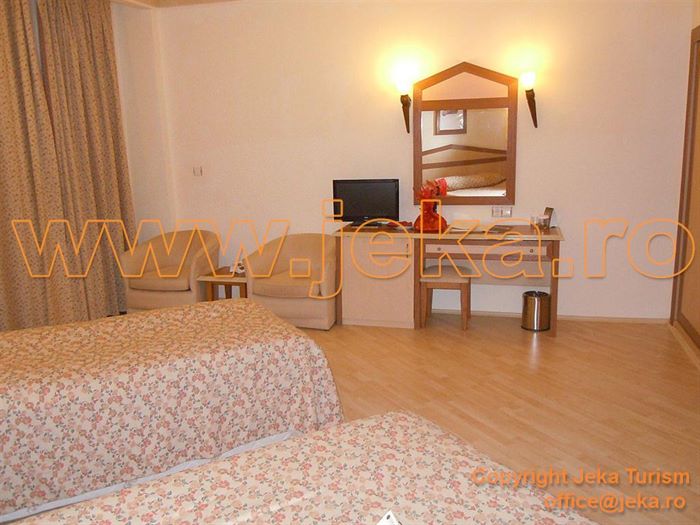 Poze Otium Family Stone Palace 6