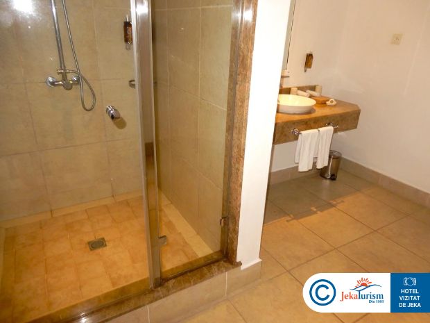 Poze Victoria Beachcomber Resort & Spa 12