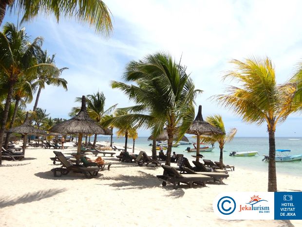 Poze Victoria Beachcomber Resort & Spa 24