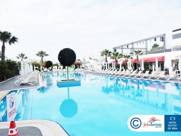 Poze White City Resort 10