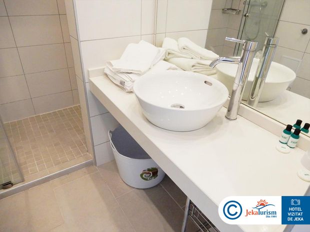 Poze White Lagoon Complex 6