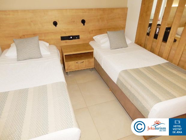 Poze White Olive Elite Laganas 7