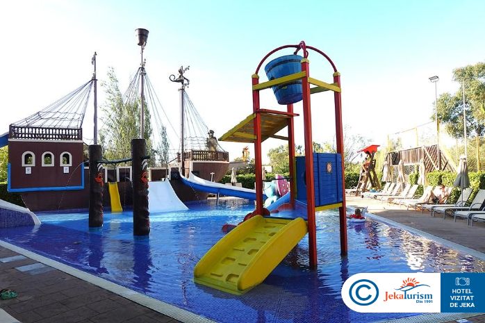 Poze Zafiro Tropic 14