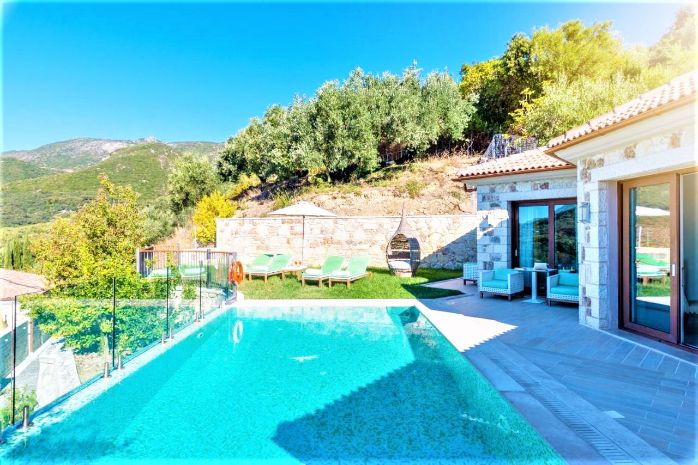 Salvator Villas & Spa