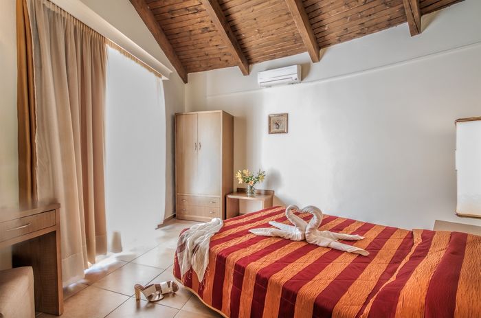 Skopelos Holidays & Spa 6