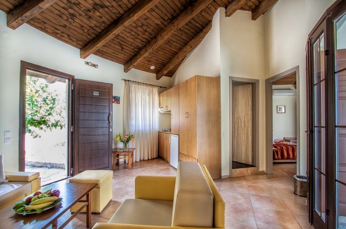 Skopelos Holidays & Spa 8