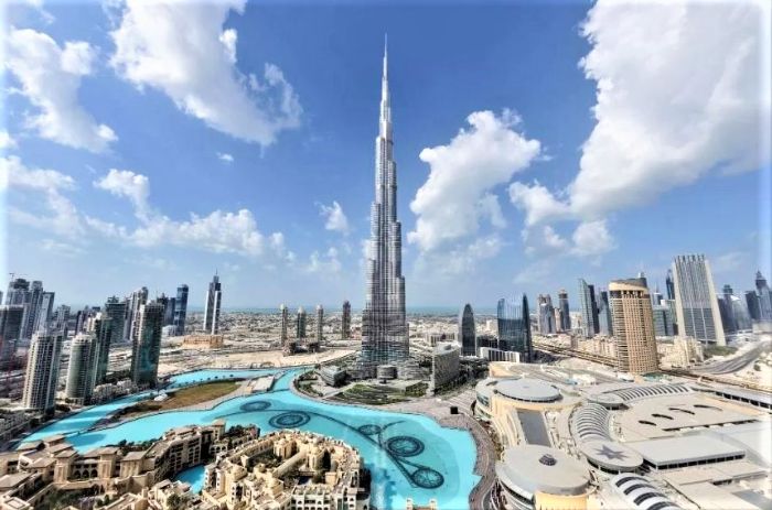 The Tower Plaza Emiratele Arabe