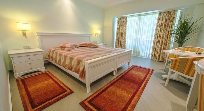 Theophano Imperial Palace 7