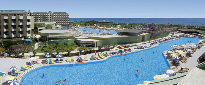 Von Resort Golden Coast 6