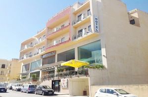 Hotel Downtown Gozo Island