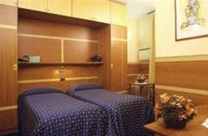 Hotel FIORELLA MILANO