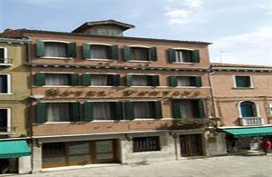 Hotel FONTANA VENETIA