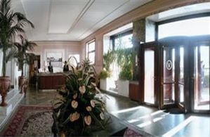 Hotel GRAND HOTEL VESUVIO NAPOLI