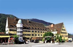 Hotel LUDWIG DER BAYER ETTAL