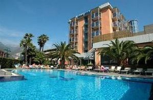 Hotel LAKE FRONT HOTEL MIRAGE LACUL GARDA