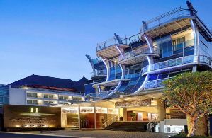 Hotel The Kuta Beach Heritage Kuta