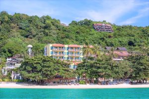 Hotel By The Sea Phuket