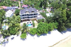 Hotel Crown Beach Mahe