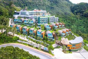 Hotel Crest Resort & Pool Villas Phuket