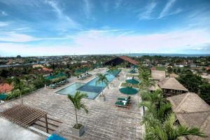 Hotel Cross Paasha Seminyak