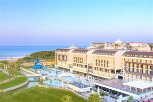 Hotel Diamond Deluxe Side