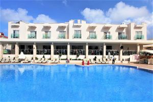 Hotel Dream Family Club Side