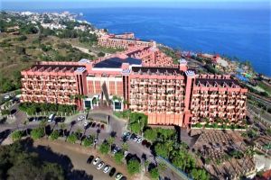 Hotel Holiday World Village Resort Costa Del Sol